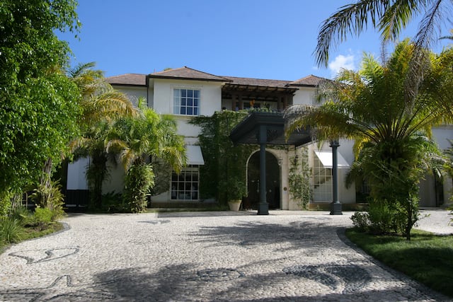 Entrance to Casa Colonial Beach and Spa Hotel