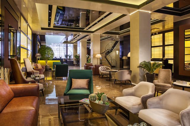 Guestroom lobby lounge seating area