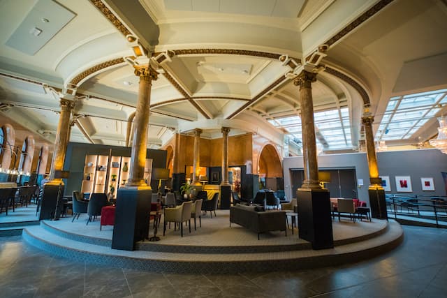 Opus XVI Hotel Lobby Area