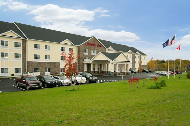 Exterior Hotel Daytime