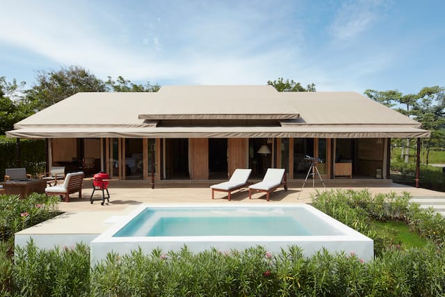 Guestroom suite exterior