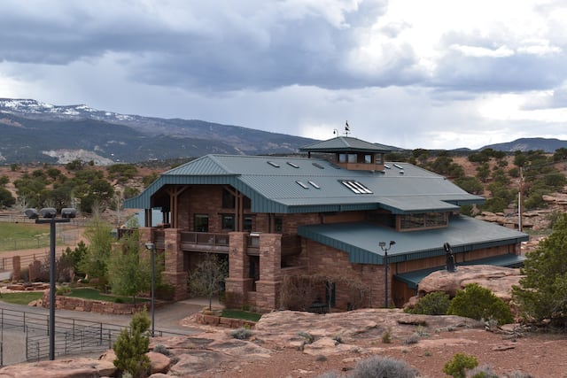 Hotel exterior with entrance