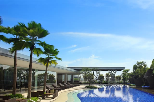 Signature Swimming Pool