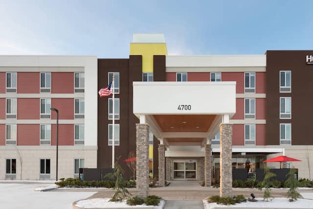 Hotel exterior with entrance