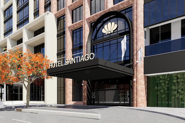 Hotel Exterior, Front Entrance